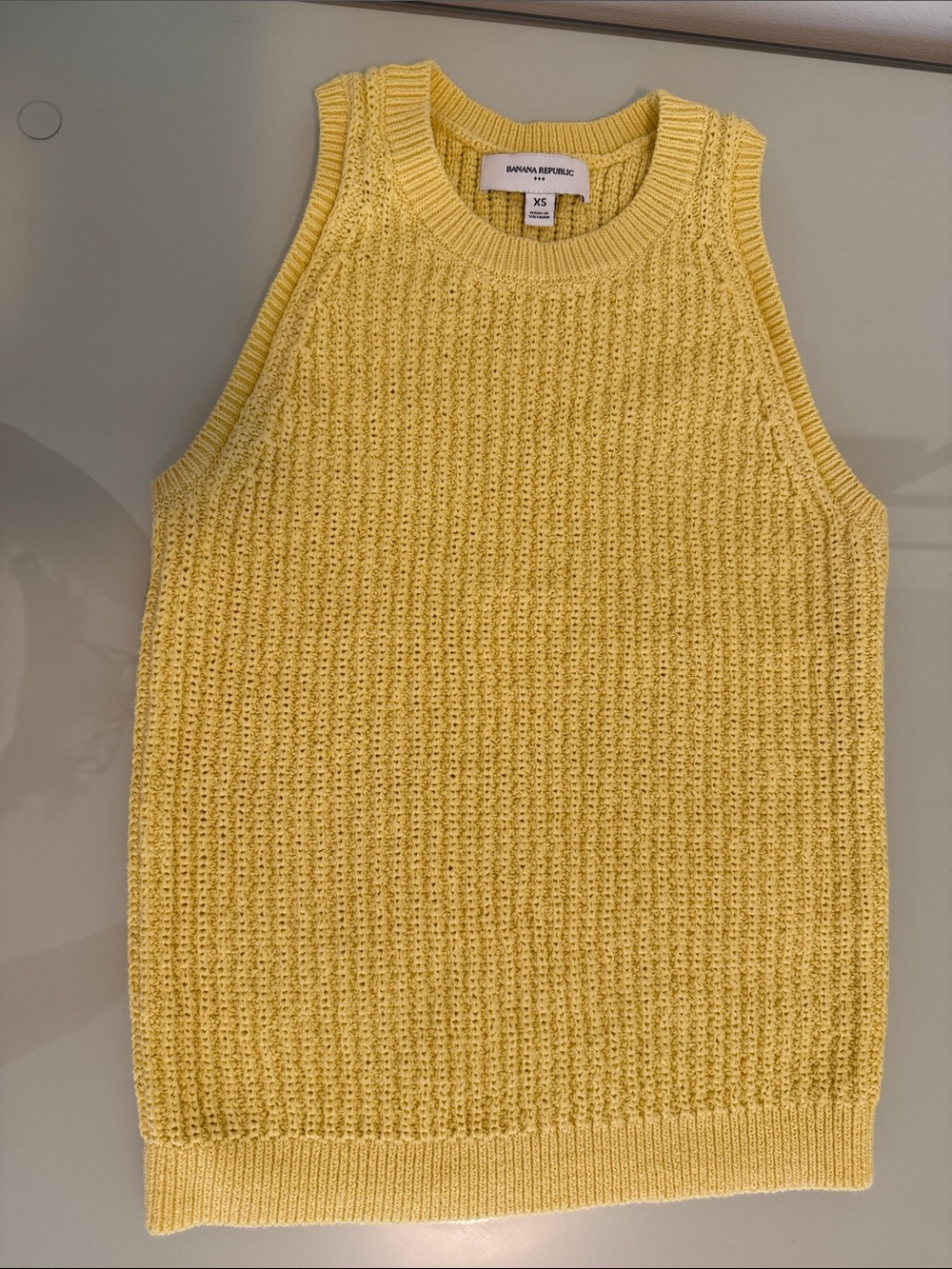 Banana Republic Yellow Knit Sleeveless Crewneck Sweater